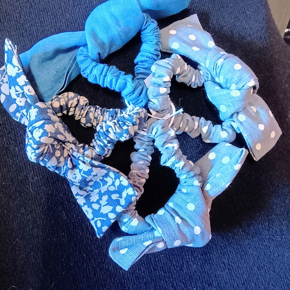 Blue and White Hair Scrunchies Set